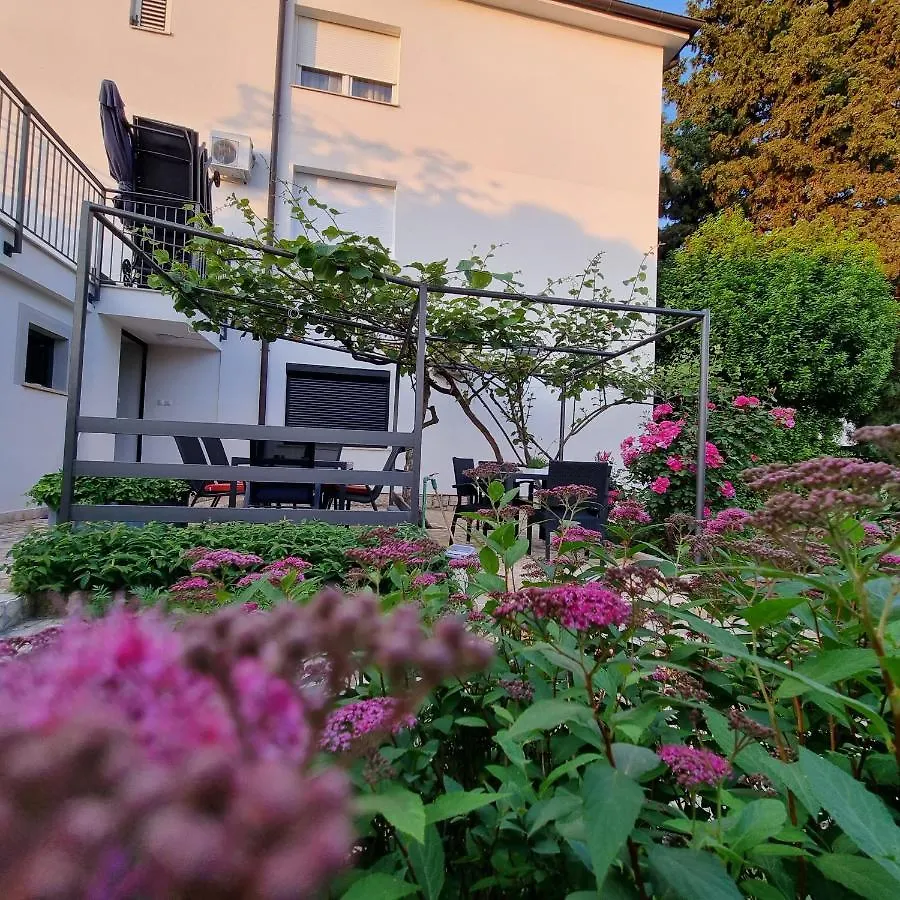 Apartman Dona Умаг Хорватия